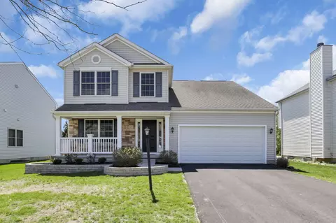 123 Glen Crossing Dr, Pataskala, OH 43062