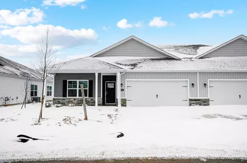 442 Emily Dr, Plain City, OH 43064