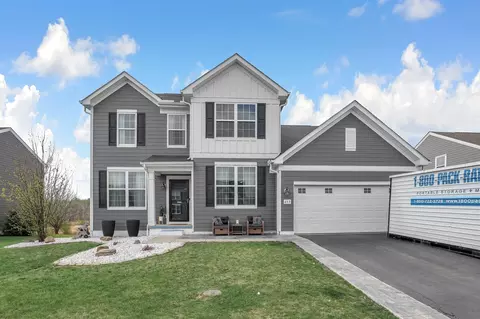 653 Viola Dr, Sunbury, OH 43074