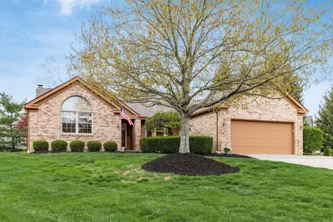 5664 Maplewood Ct, Lewis Center, OH 43035
