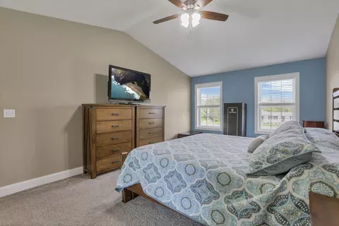 Bedroom - 3427 Stringtown Rd NE, Lancaster, OH 43130 photo 8 of 8