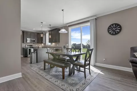 Dining - 3427 Stringtown Rd NE, Lancaster, OH 43130 photo 1 of 4