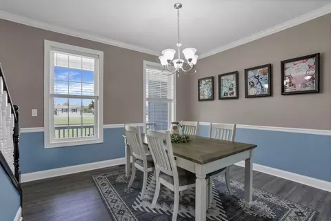 Dining - 3427 Stringtown Rd NE, Lancaster, OH 43130 photo 4 of 4