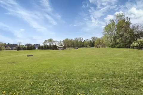 Exterior - 3427 Stringtown Rd NE, Lancaster, OH 43130 photo 21 of 22