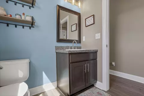 Bath - 3427 Stringtown Rd NE, Lancaster, OH 43130 photo 1 of 6