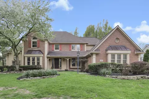 1168 Sleeping Meadow Dr, New Albany, OH 43054