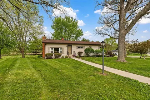 1955 Lakeview Dr, South Vienna, OH 45369