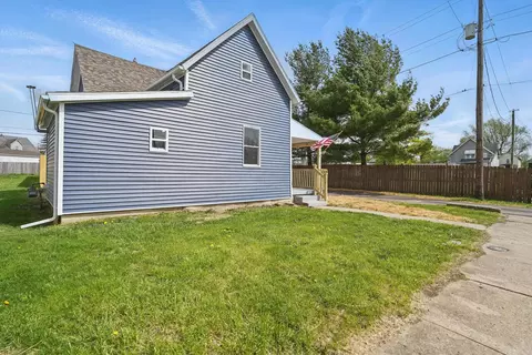 Exterior - 1002 Wayne Ave, Springfield, OH 45503 photo 3 of 8