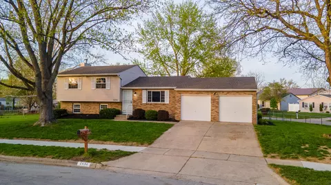 2434 Red Rock Blvd, Grove City, OH 43123