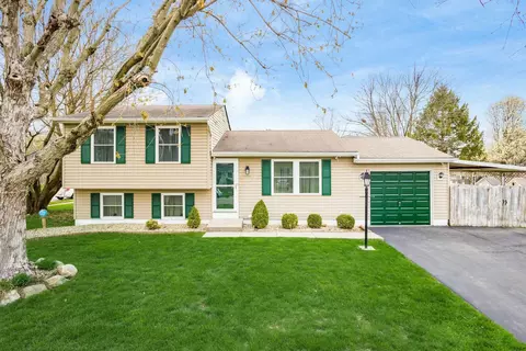 2500 Red Rock Blvd, Grove City, OH 43123
