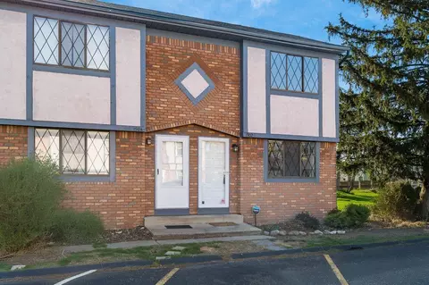 1902 Slaton Ct, Columbus, OH 43235