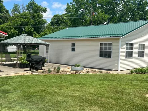Exterior - 52 3rd St SE, Newark, OH 43055 photo 15 of 20