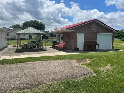 Exterior - 52 3rd St SE, Newark, OH 43055 photo 19 of 20