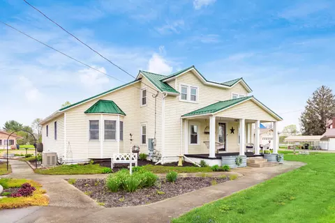 Exterior - 52 3rd St SE, Newark, OH 43055 photo 2 of 20