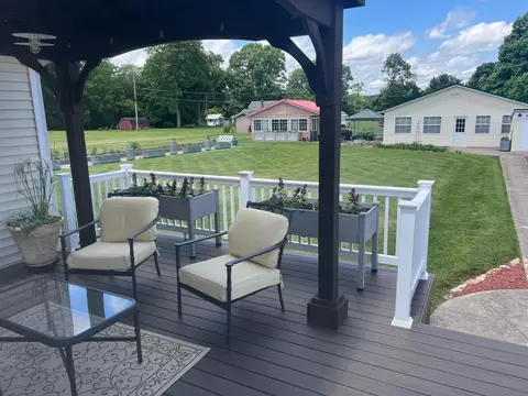Exterior - 52 3rd St SE, Newark, OH 43055 photo 9 of 20
