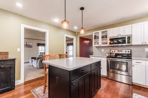 Kitchen - 52 3rd St SE, Newark, OH 43055 photo 4 of 4