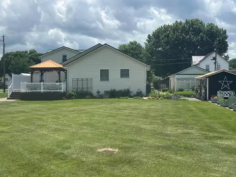 Exterior - 52 3rd St SE, Newark, OH 43055 photo 17 of 20