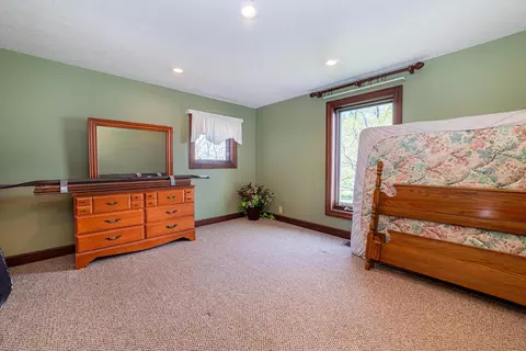 Bedroom - 3947 Spicer Rd, Caledonia, OH 43314 photo 5 of 8