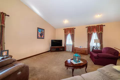Living - 3947 Spicer Rd, Caledonia, OH 43314 photo 2 of 2
