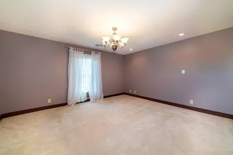 Bedroom - 3947 Spicer Rd, Caledonia, OH 43314 photo 7 of 8