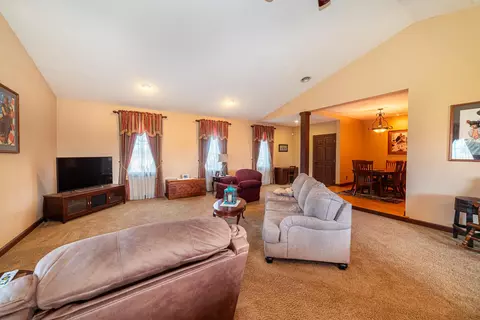 Living - 3947 Spicer Rd, Caledonia, OH 43314 photo 1 of 2