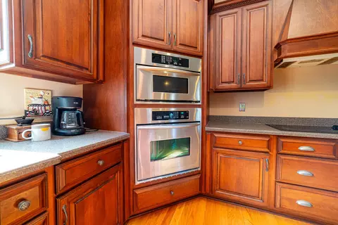 Kitchen - 3947 Spicer Rd, Caledonia, OH 43314 photo 4 of 6