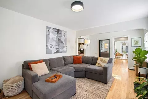 Living - 392 E Beechwold Blvd, Columbus, OH 43214 photo 3 of 5