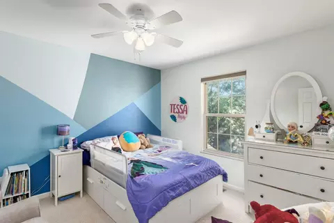 Bedroom - 7814 Craindow Ct, Dublin, OH 43017 photo 3 of 8