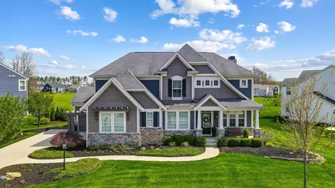 1695 Wrenbury Dr, Galena, OH 43021
