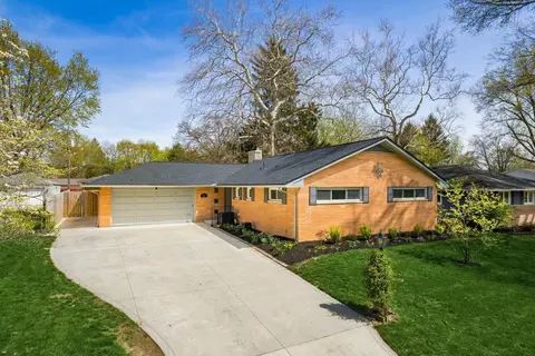 144 Serran Dr, Gahanna, OH 43230