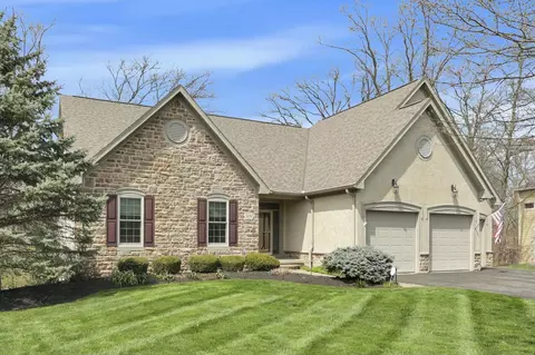3439 Mccammon Chase Dr, Lewis Center, OH 43035