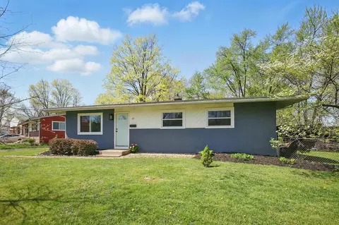 47 Mariemont Dr N, Westerville, OH 43081