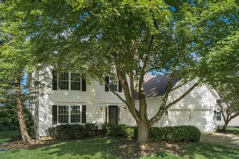 255 Winter Hill Pl, Powell, OH 43065