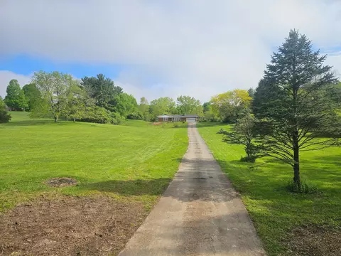 2440 Ross Ln, Springfield, OH 45502 photo 37