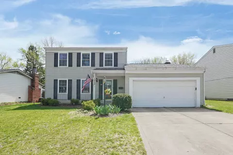 1689 Peardale Rd N, Columbus, OH 43229