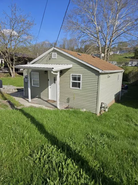 Exterior - 1361 Ohio Ave, Logan, OH 43138 photo 1 of 2