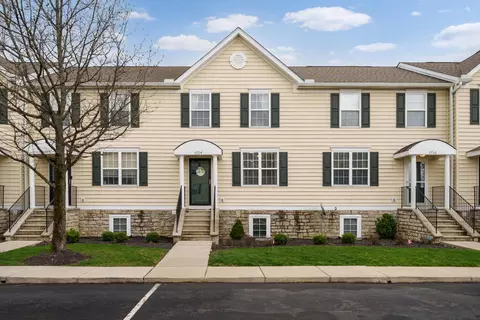 5724 Colts Gate Dr, New Albany, OH 43054