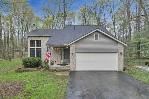 221 Forward Pass Rd SW, Pataskala, OH 43062