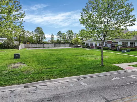 930 Proprietors Rd, Columbus, OH 43085