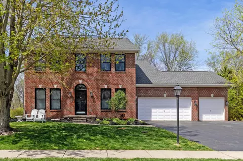 2207 Pleasant Colony Dr, Lewis Center, OH 43035