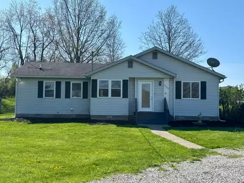 5682 Lock Rd, Centerburg, OH 43011