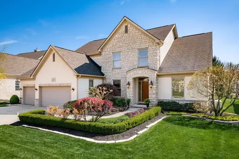 4568 Hickory Rock Dr, Powell, OH 43065