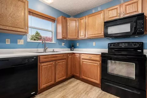 179 Harvard Loop, Delaware, OH 43015 photo 11