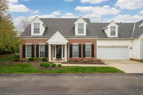8531 Lazelle Village Dr, Lewis Center, OH 43035