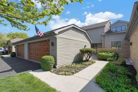 1157 Strathaven Ct W, Worthington, OH 43085