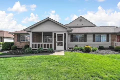 71 Northpointe Ln, Newark, OH 43055