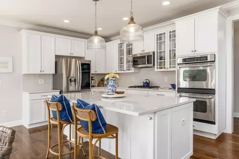 Kitchen - 2383 Dauer Ct, Powell, OH 43065 photo 3 of 8