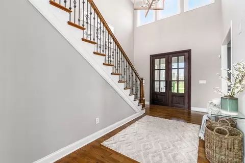 Entry Way - 2383 Dauer Ct, Powell, OH 43065 photo 3 of 5