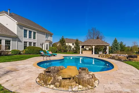 Exterior - 2383 Dauer Ct, Powell, OH 43065 photo 6 of 12