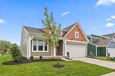 404 Snowdrop Dr, Yellow Springs, OH 45387